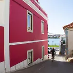Seixal Bay Apartments