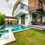 Casa Oliva City 3 With Sauna Jakuzzi Pool & Bbq