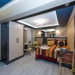 Grand Ons Hotel