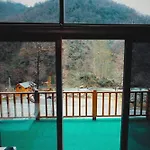 Golden Rose Bungalov