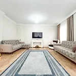 Dogadaki Bueyuek Eviniz Suit Apart 2+1