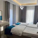 Rosella Royal Suit - روزيلا رويال