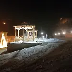 Uzungoel Caykara Pansiyon Bungalov
