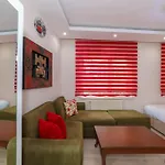 Taksim City Suit