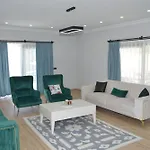Hyvillas Miray