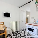 Oeduellue Tarihi Rum Evi Terasli