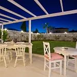 Hane Alacati Boutique Hotel