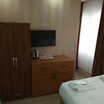 Eylueluem Hotel