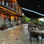 Oezen Villa Apart