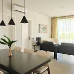 Ashta Suites / Minimal Suite