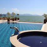 Kaunos Hotel