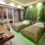 Quantum Hotel