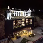 Mell Hotel