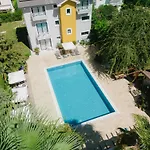 West House Exclusive Hotel