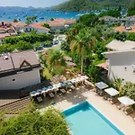 West House Exclusive Hotel