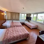 Hotel Nayla