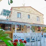 Alacati Leylak Hotel