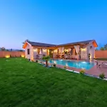 Villa Nomade Fethiye Seydikemer Korunakli Havuzlu Muhafazakar