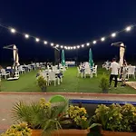 Colophon Beach Otel