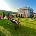 Oeztuerk Farm House