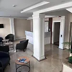 Star Suit Hotel