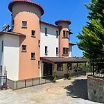 Villa Han