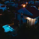 Villa Defne, Walking Distance To Beach, 4 Bedroom, Fully Private Pool Area
