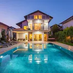 Lumar Homes - Valley