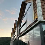 Noka Wood Bungalov