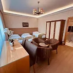 Lily Rooms