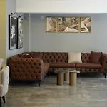 Eniza Hotel