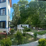 Sakliderebutikotel