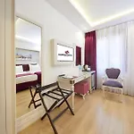 Albinas Hotel Old City