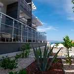 Twins Hotel Cesme