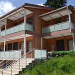 Villa Tapanoz