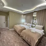Hotel Flash Suite