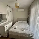Nefis Villas Denize Ve Avm Ye Yakin Yazlik Kusadasi Long Beach