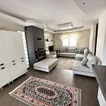 Nefis Villas Denize Ve Avm Ye Yakin Yazlik Kusadasi Long Beach