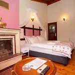 Tias Shelale Otel