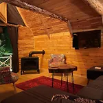 Bizim O'Ra Kueme Evleri & Bungalov