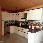 Koloni Apart
