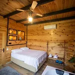 Mabeynbungalov Wooden House