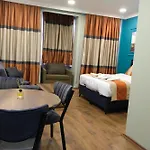 Hotel My House