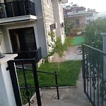 Люкс -Квартира У Подножия Античной Архитектуры