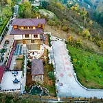 Bakoglu Suite Konak