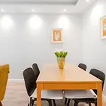 House W Garden 10 Min To Citys In Beyoglu