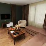 Bayrak Grand Hotel