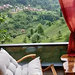 Mezrasuit Bungalov