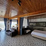 Amos Sea View