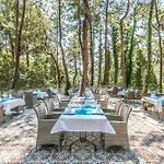 Pine Club Apart Hotel